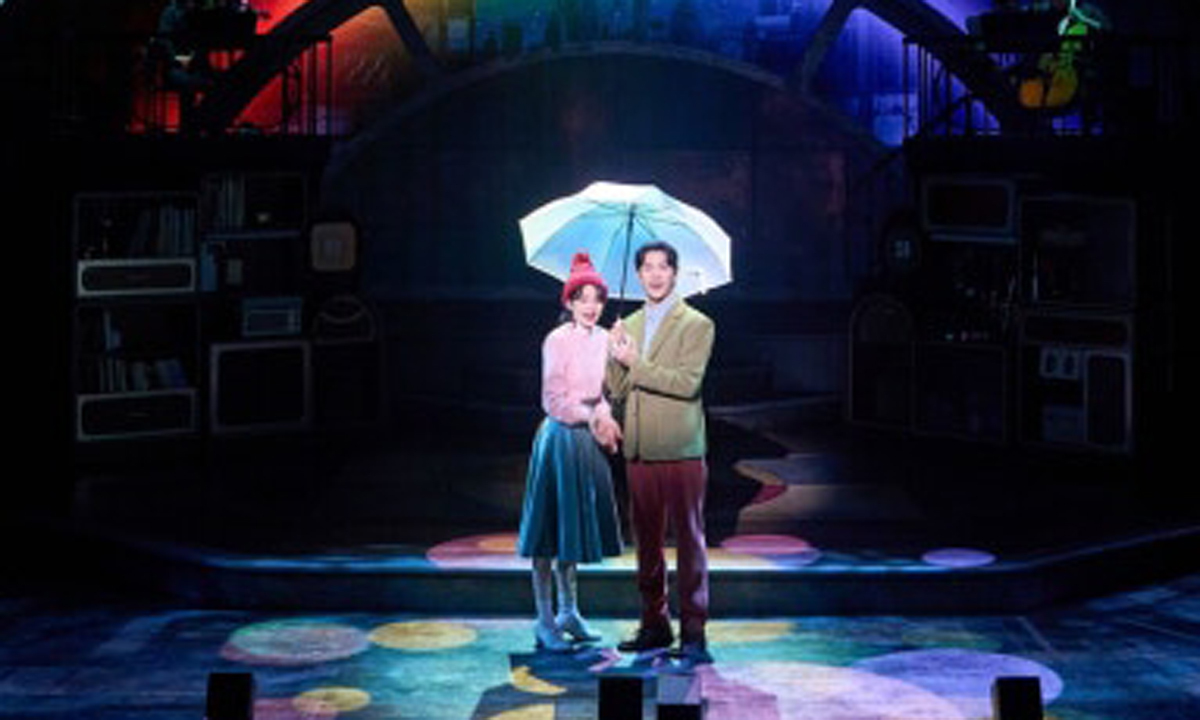 ‘어쩌면 해피엔딩’ 10주년 공연, 전석 매진