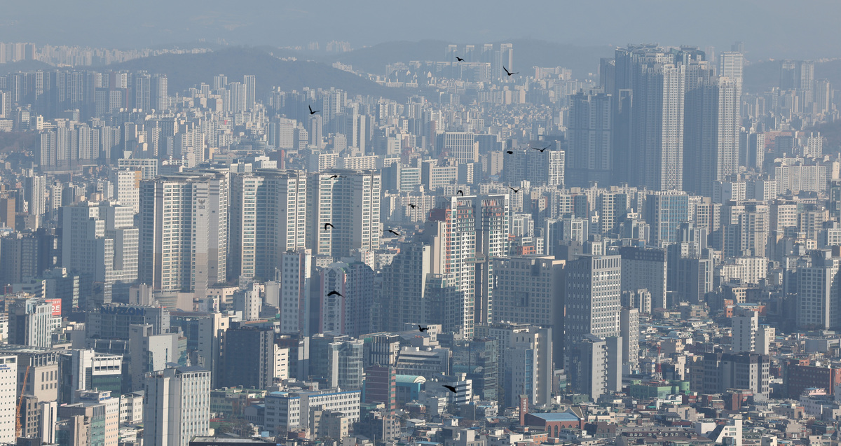 지난해 서울아파트 시가총액 1832조 넘어…1년새 207조 늘어