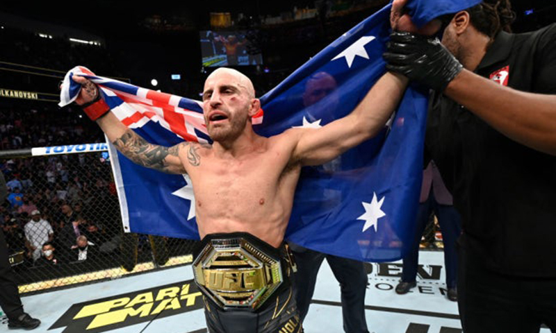 UFC 페더급 챔프 볼카노프스키, 로페스 상대로 방어전 앞둬