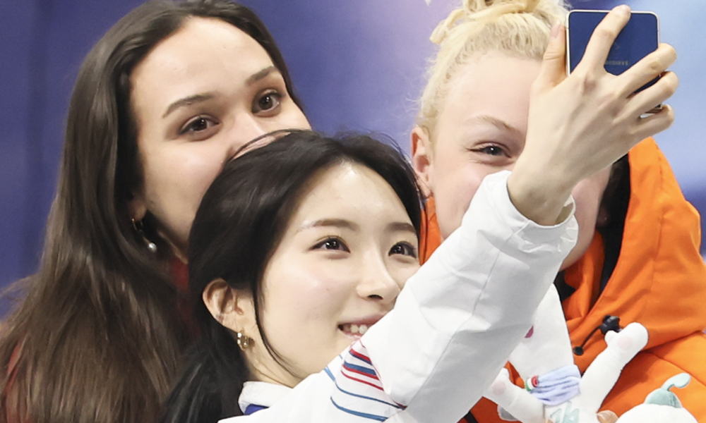 김길리, 오뚜기처럼 일어나 메달 획득...MZ 샷 찰칵!!! 