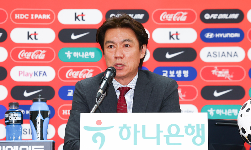 손흥민에 대한 신뢰… 홍명보 "최근 득점 못했지만 역할 있다"