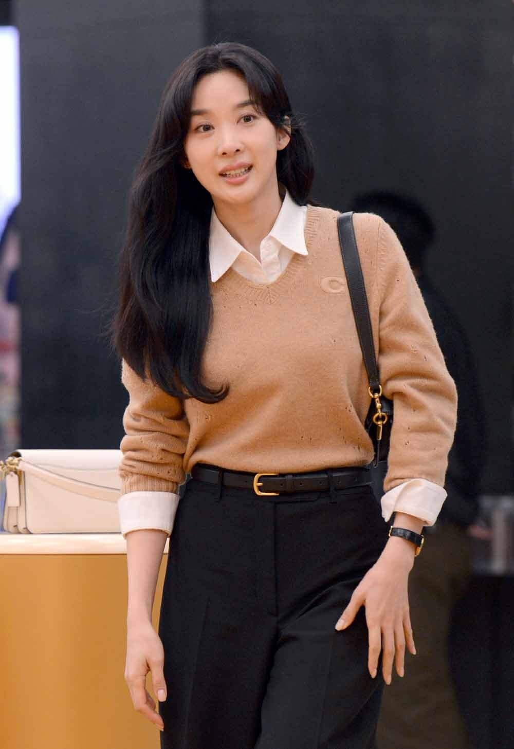 [SW포토]이청아, '아침을 깨우는 발걸음'