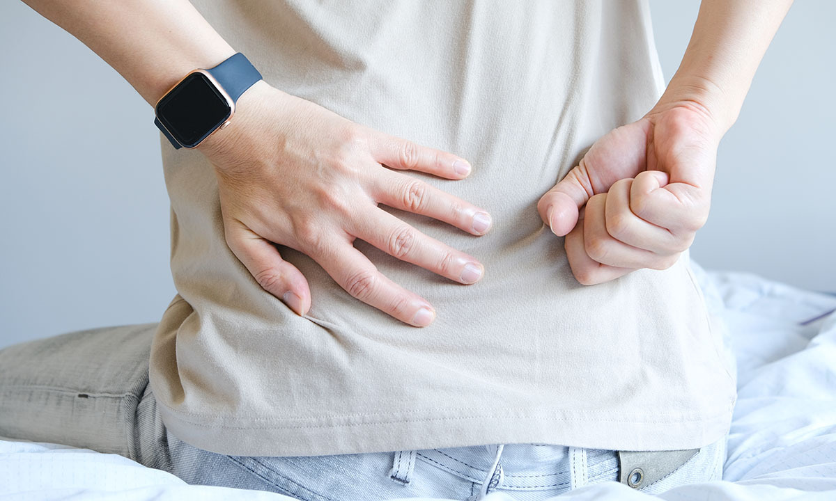 오래가는 꼬리뼈 통증, 해결 열쇠는?