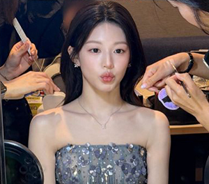 고윤정, 무대 뒤 조각 비주얼