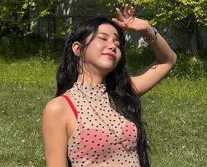 마마무 솔라, 햇살 가득 눈부신 미모